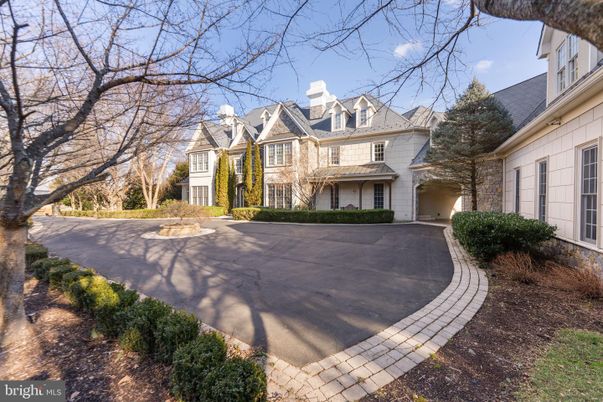 Backyard, Exterior, Facade, French Provincial