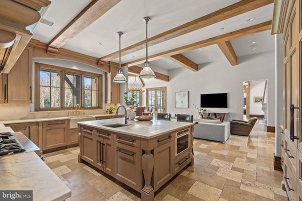 Interior, Kitchen, Living room, Pendant Lights, Recessed Lighting, Wooden Beams
