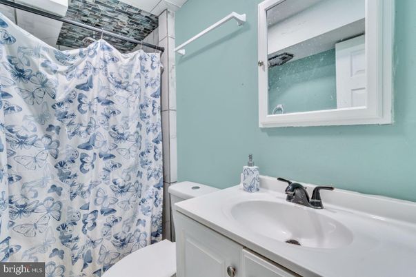 Bathroom, Interior