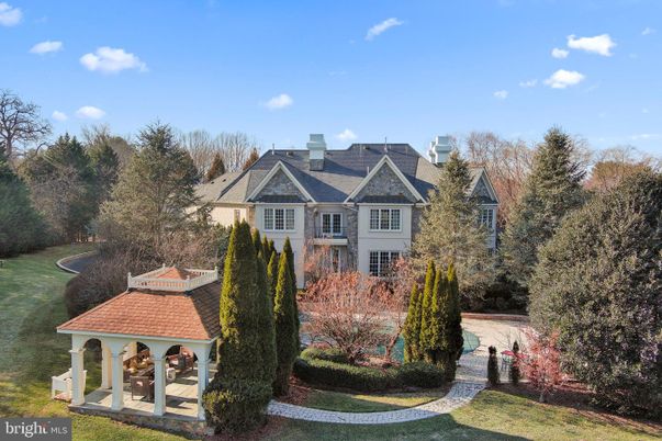 Backyard, Exterior, Facade, French Provincial