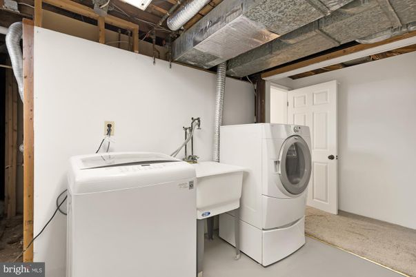 Interior, Washer