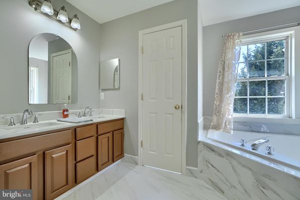Bathroom, Dual Sink Vanities, Interior, Marble