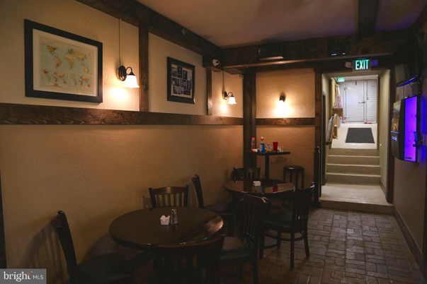 Dining room, Interior, Pendant Lights
