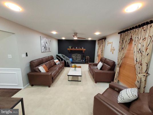 Fireplace, Interior, Living room, Recessed Lighting