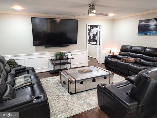Home Theatre Room, Interior, Living room, Recessed Lighting, Wood Texture Flooring