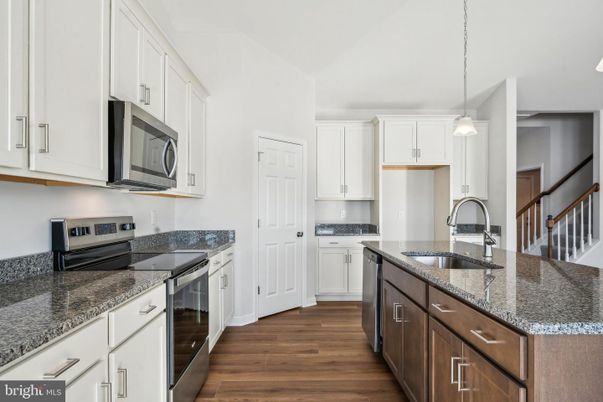 Interior, Kitchen, Pendant Lights, Wood Texture Flooring