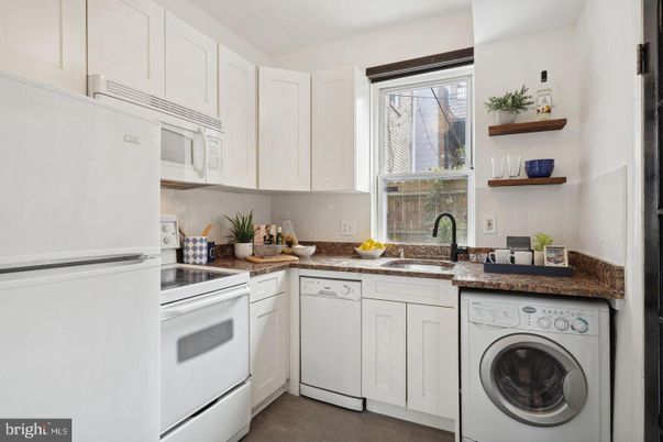 Interior, Kitchen, Washer