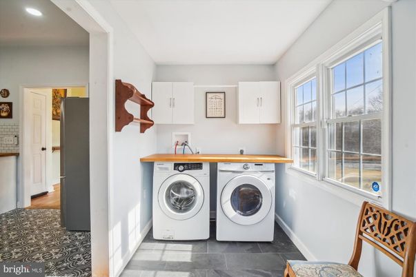 Interior, Recessed Lighting, Washer