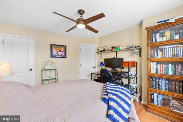 Bedroom, Home Office, Interior, Wood Texture Flooring