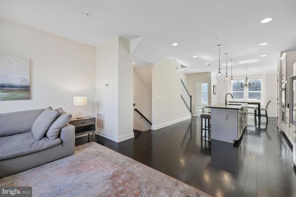 Dining room, Interior, Kitchen, Pendant Lights, Recessed Lighting, Wood Texture Flooring