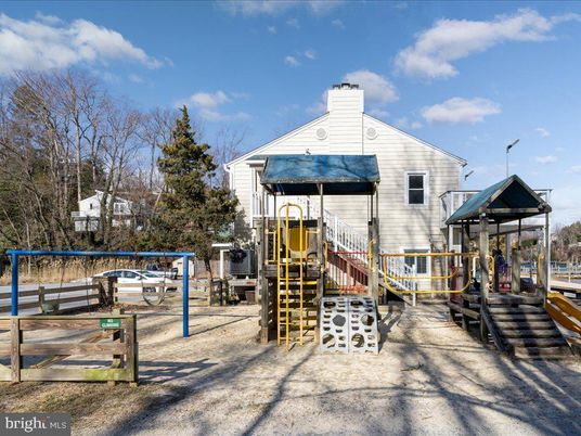 Backyard, Exterior, Playground