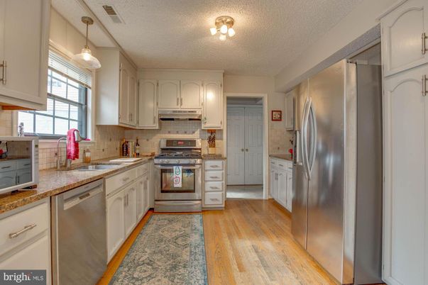 Interior, Kitchen, Pendant Lights, Stainless Steel Appliances, Wood Texture Flooring