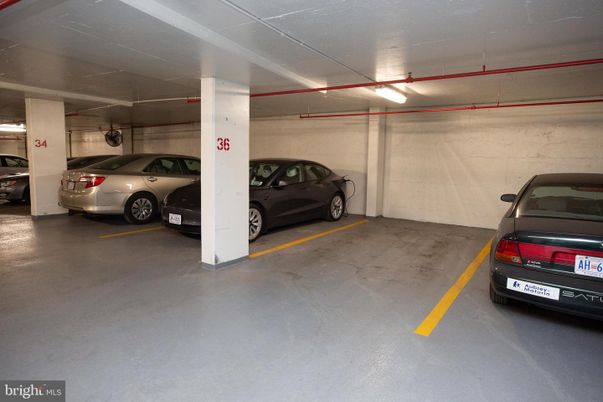 Garage, Interior