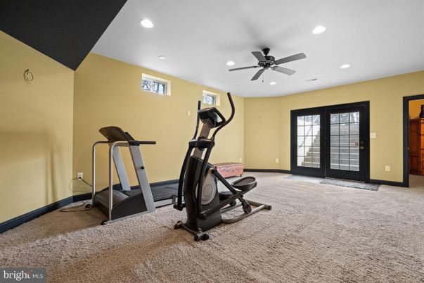Fitness Equipment, Interior, Recessed Lighting