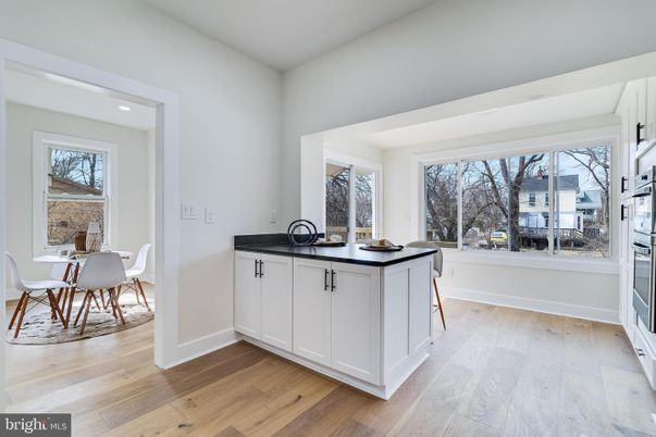 Dining room, Interior, Kitchen, Recessed Lighting, Wood Texture Flooring