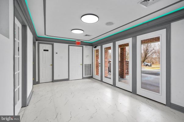 Empty room, Interior, Marble