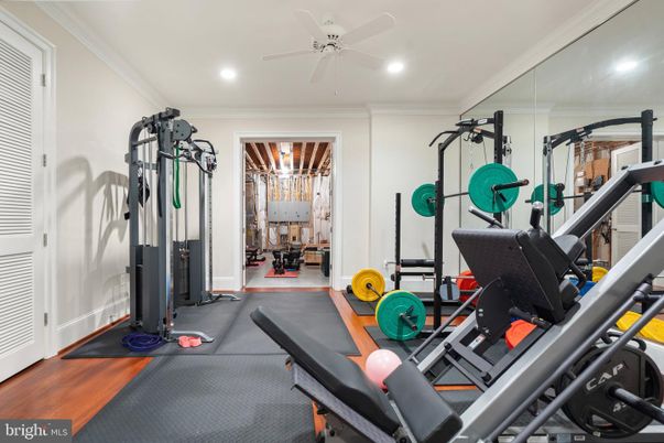 Fitness Equipment, Interior, Recessed Lighting, Wood Texture Flooring