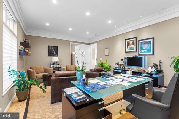 Home Office, Interior, Living room, Recessed Lighting, Wood Texture Flooring