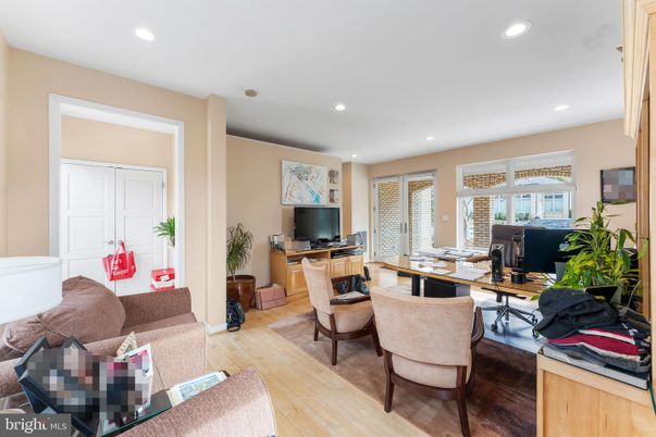 Home Office, Interior, Living room, Recessed Lighting, Wood Texture Flooring