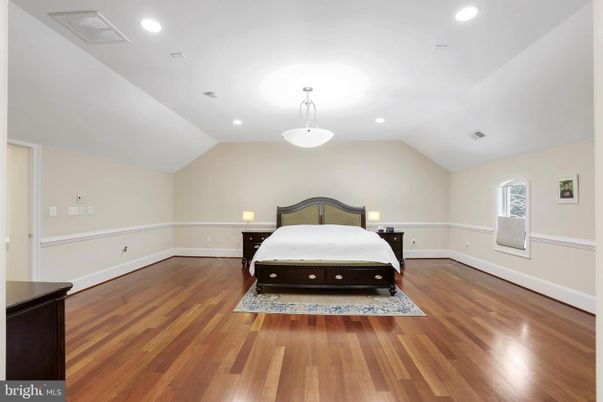 Bedroom, Interior, Pendant Lights, Recessed Lighting, Wood Texture Flooring
