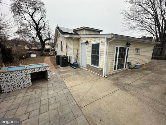 Exterior, Solar Panels