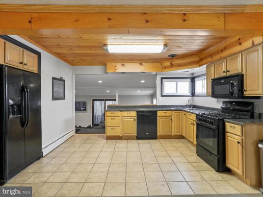 Interior, Kitchen, Recessed Lighting, Wooden Ceilings