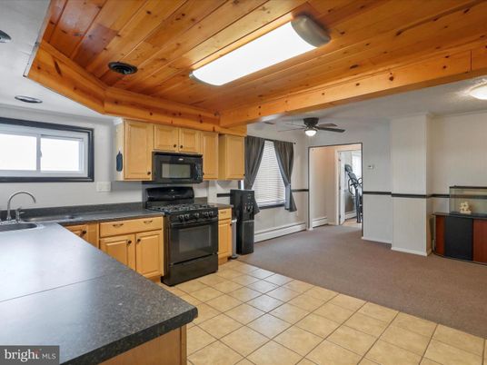 Interior, Kitchen, Wooden Ceilings