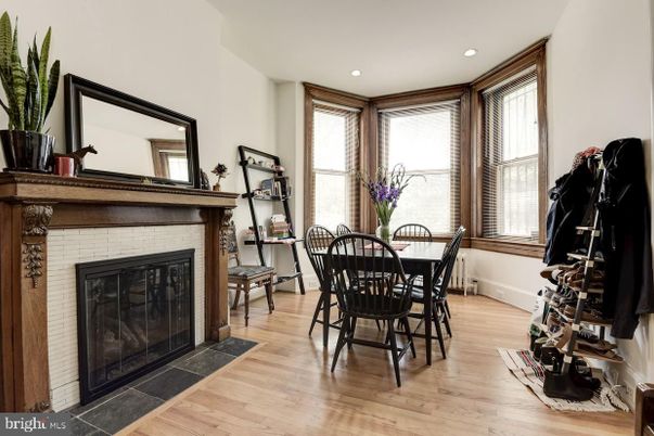 Dining room, Fireplace, Interior, Recessed Lighting, Wood Texture Flooring