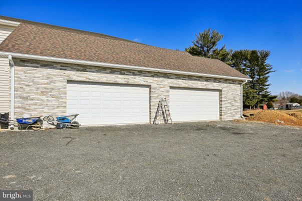 Detached Garage, Exterior