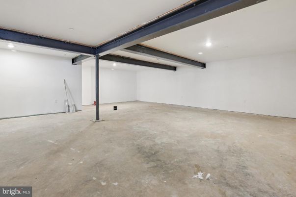 Garage, Interior, Recessed Lighting