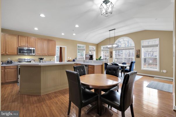 Dining room, Interior, Kitchen, Pendant Lights, Recessed Lighting, Wood Texture Flooring