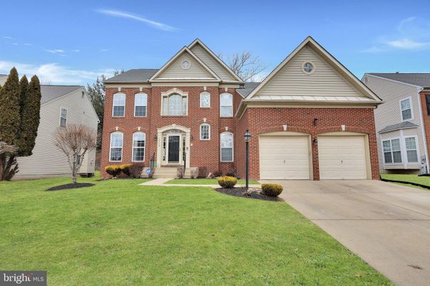 Attached, Exterior, Facade, Brick Facade, Brick Traditional