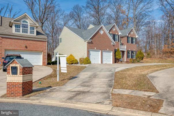 Attached, Exterior, Facade, Brick Facade, Brick Traditional