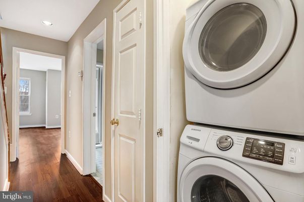 Interior, Recessed Lighting, Utility Closets, Washer, Wood Texture Flooring