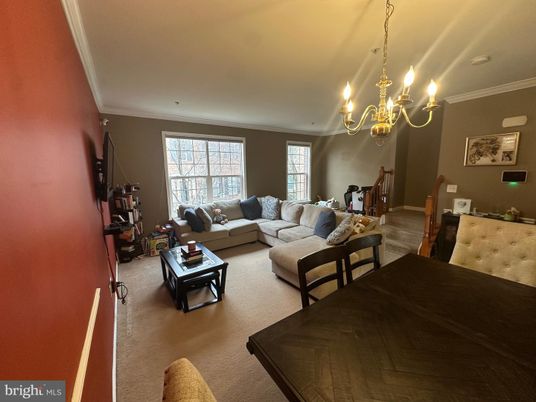 Chandelier, Dining room, Interior, Living room