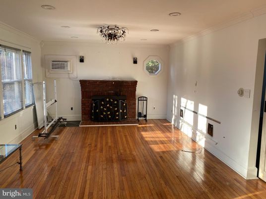 Fireplace, Interior, Recessed Lighting, Wood Texture Flooring
