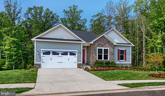 Attached, Exterior, Facade, Brick Facade, Farmhouse