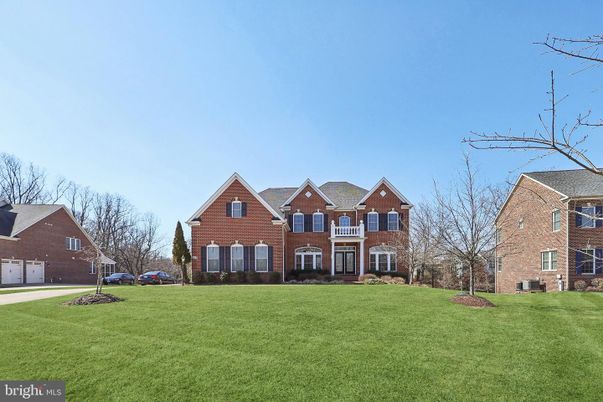 Backyard, Exterior, Facade, Brick Facade, Brick Traditional