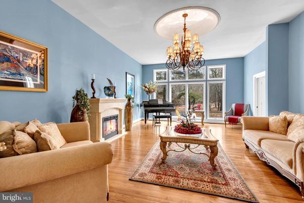 Chandelier, Fireplace, Interior, Living room, Piano, Wood Texture Flooring