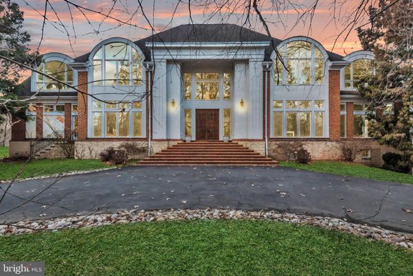 Exterior, Facade, Brick Facade, French Provincial