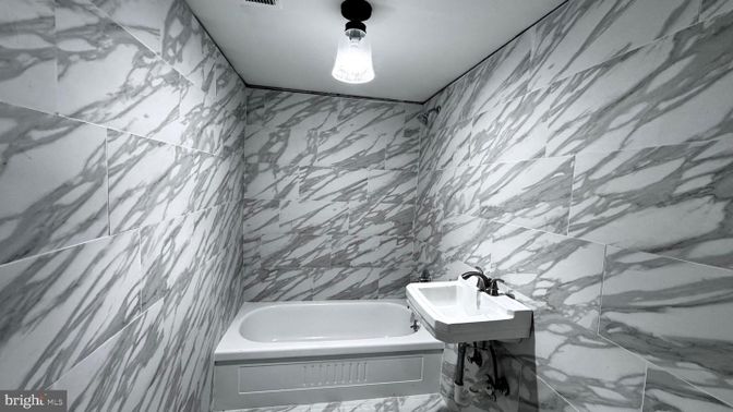 Bathroom, Interior, Marble Walls