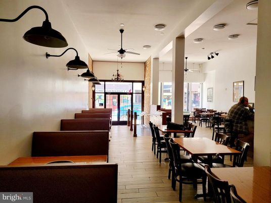 Dining room, Interior, Pendant Lights, Recessed Lighting, Wood Texture Flooring