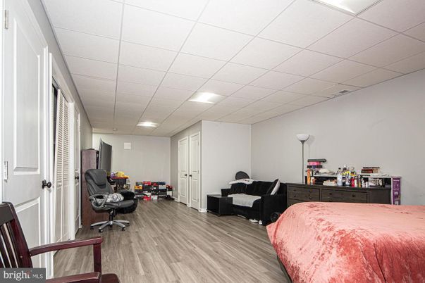 Bedroom, Home Office, Interior, Recessed Lighting, Wood Texture Flooring