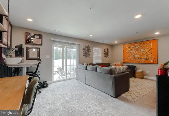 Fitness Equipment, Interior, Living room, Recessed Lighting