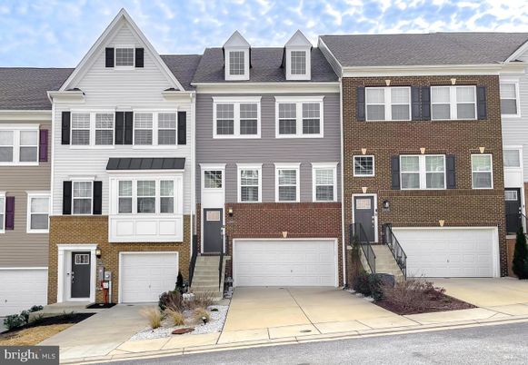 Attached, Exterior, Facade, Brick Facade, Rowhouse