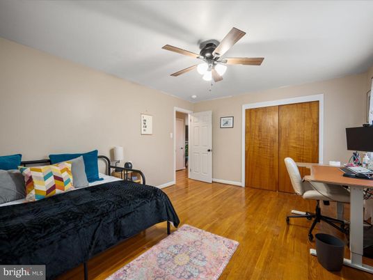 Bedroom, Home Office, Interior, Wood Texture Flooring