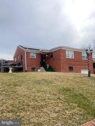 Backyard, Exterior, Solar Panels