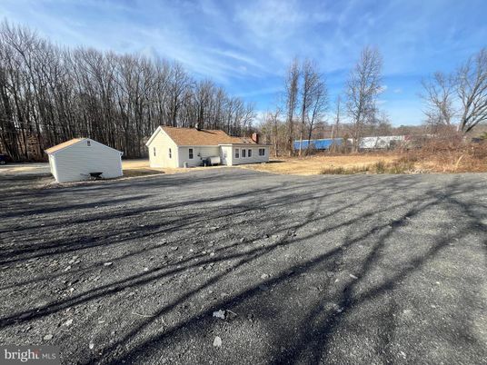 Backyard, Detached Garage, Exterior