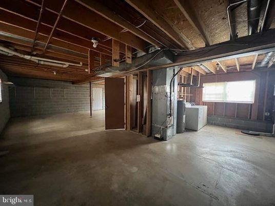 Interior, Stone Walls, Washer, Wooden Beams, Wooden Ceilings