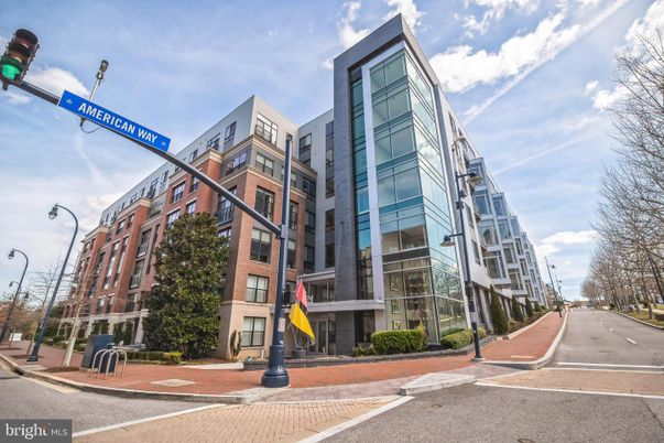Exterior, Facade, Condo Building